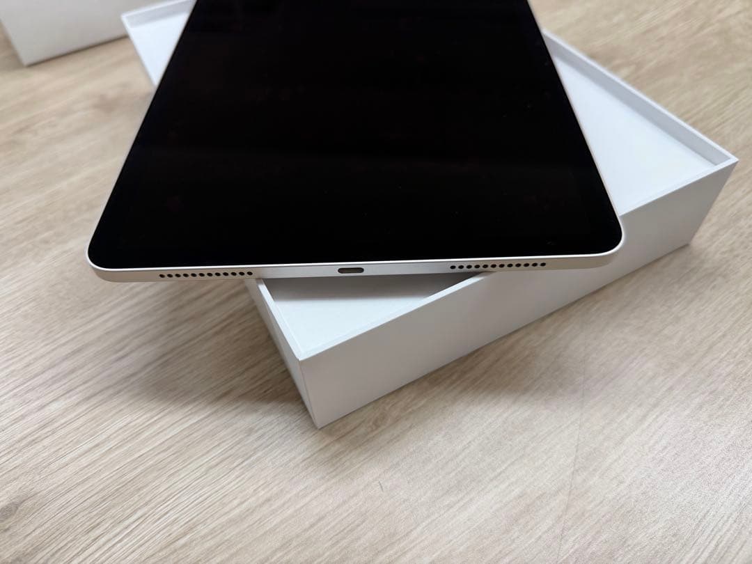 美品 iPad Air M2 128GB Wi-Fi スターライト BT100%