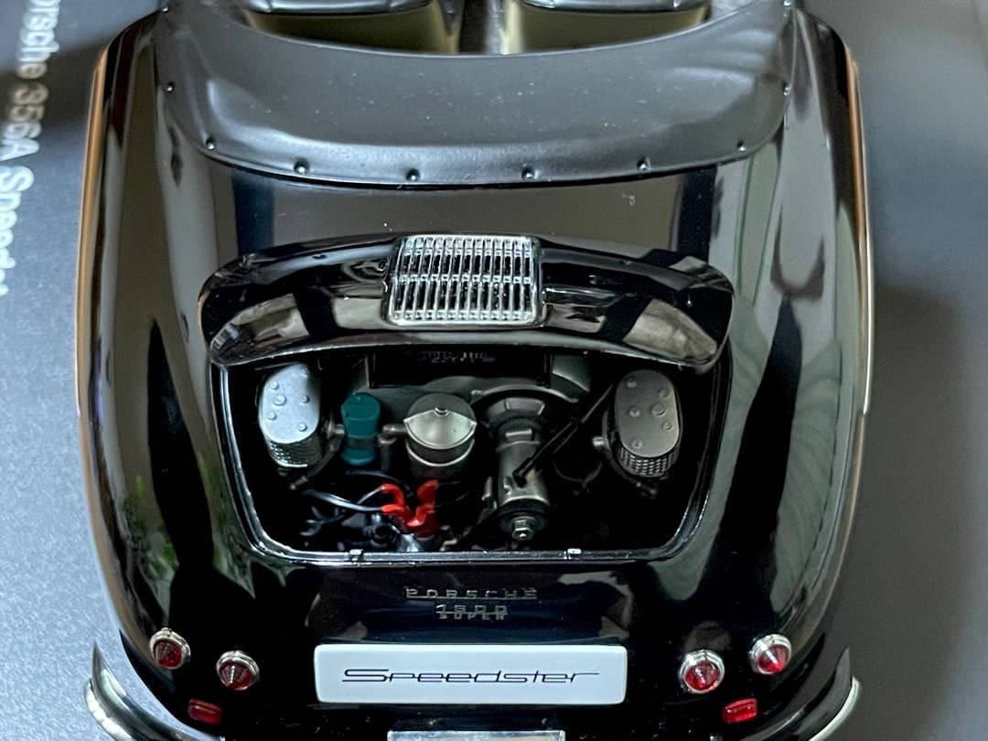 価格変更1/18 オートアート ポルシェ356A スピードスター ブラック未展示