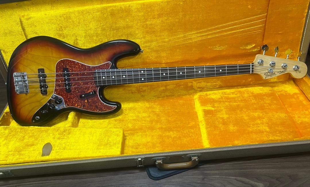 Fender Custom Shop Jazz Bass アッシュ・ローズ
