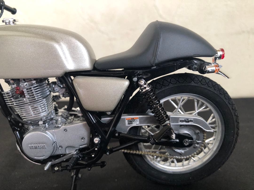 ヤマハSR400・特攻の拓-龍神 天羽時貞仕様プラモ完成品/ケース付付き