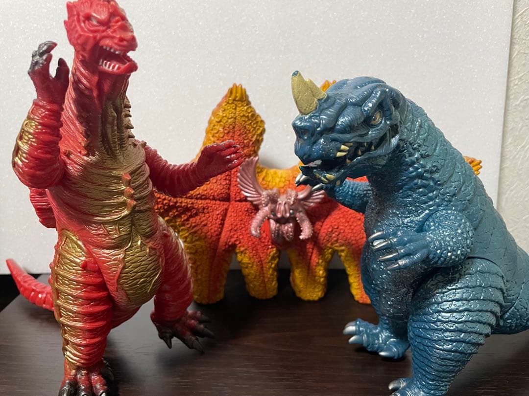 ウルトラマンパワード怪獣・宇宙人16体セット（色違いダダ含む）+おまけ