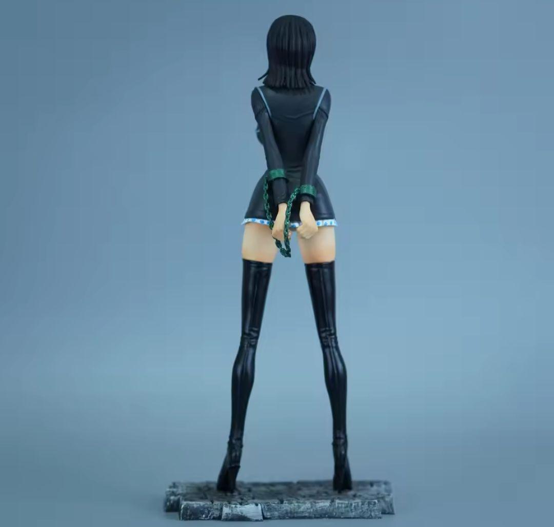 ワンピース　ニコ・ロビン　フィギュア