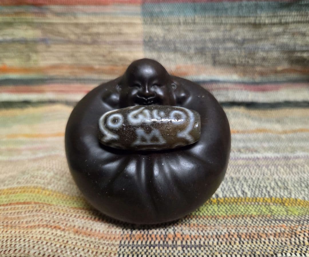 876　天珠　 八眼六字真言天珠　梵字　貴重　珍品　dzibeads！