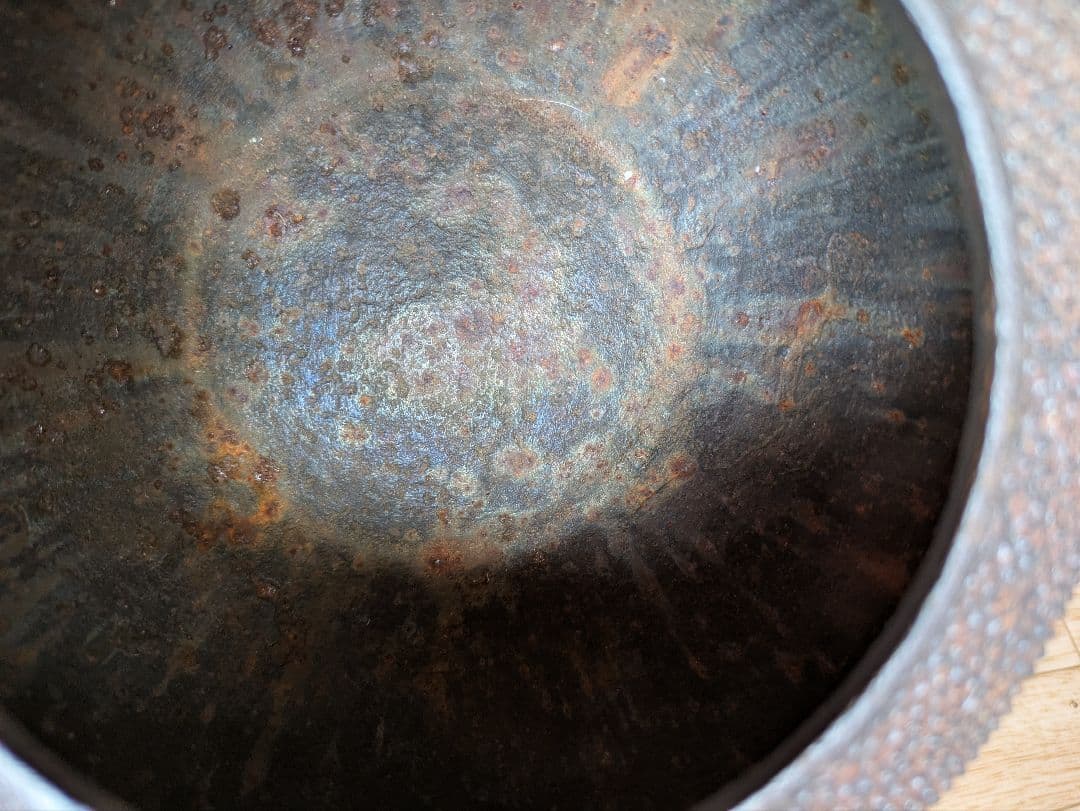 鋳鉄製　鉄瓶　龍文堂造　送料無料