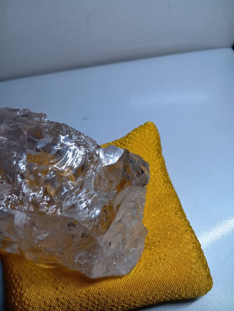 超貴重ロシアンレムリアン証明書付