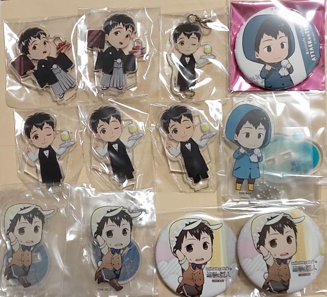 進撃の巨人　ベルトルト　缶バッジ　キャラウムカフェ　アニカフェ　アニメイトカフェ