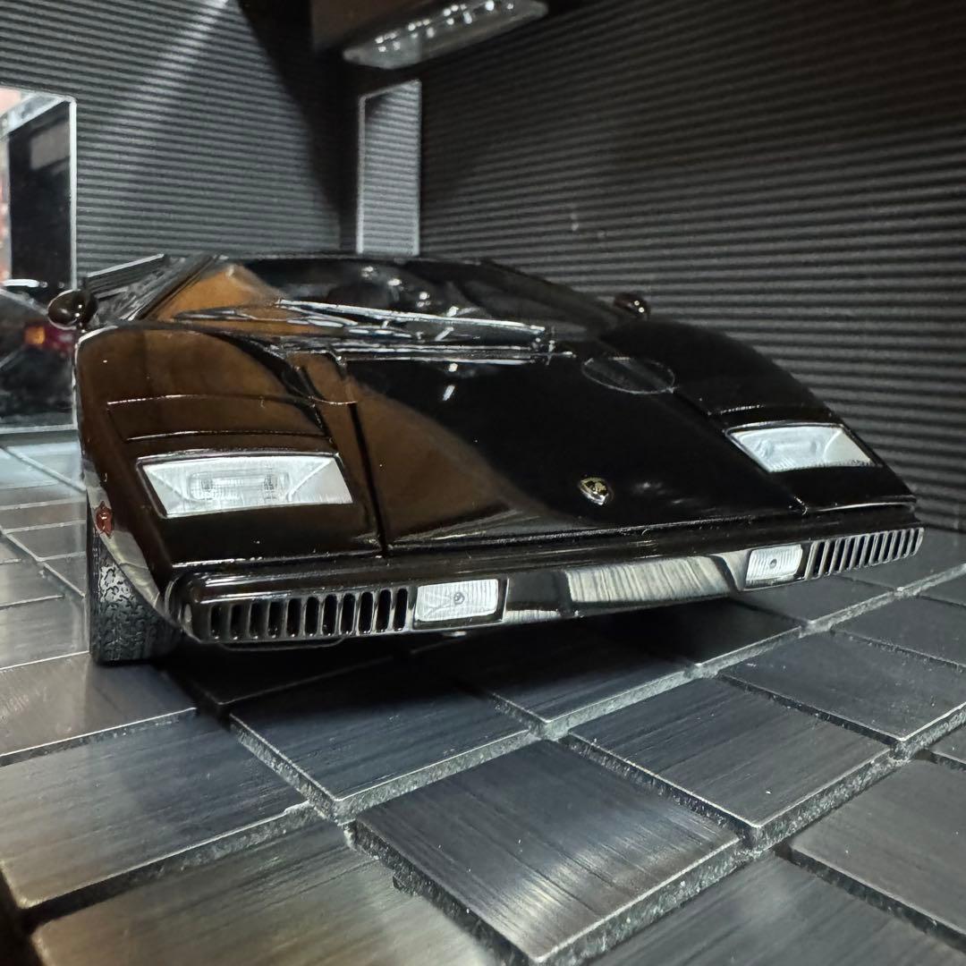 絶版未展示品 京商 1/18 ランボルギーニ カウンタックLP400 ブラック