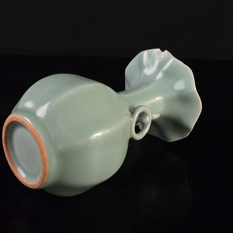 中国　龍泉窯　粉青釉　桔梗口双耳瓶　花入　C　6908