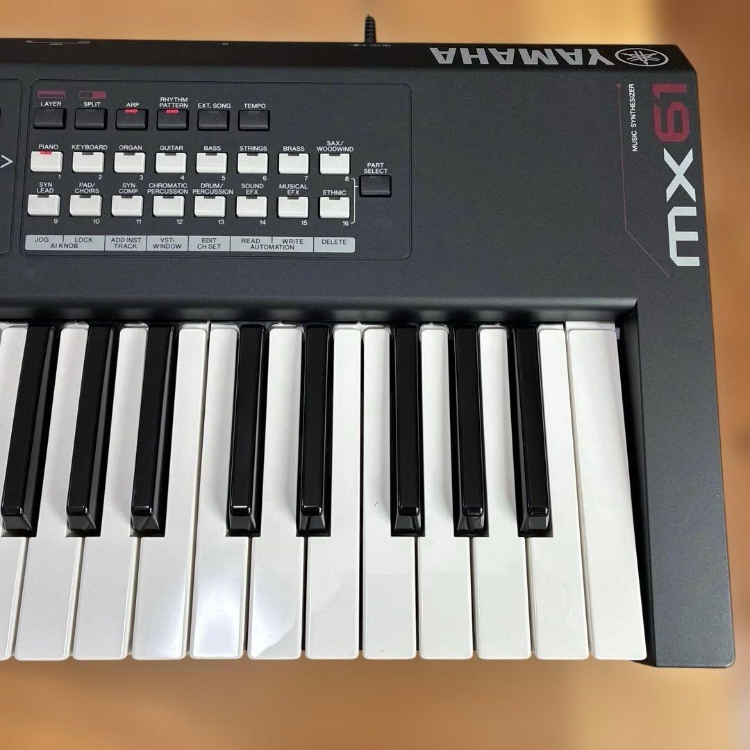 YAMAHA シンセサイザー　MX61