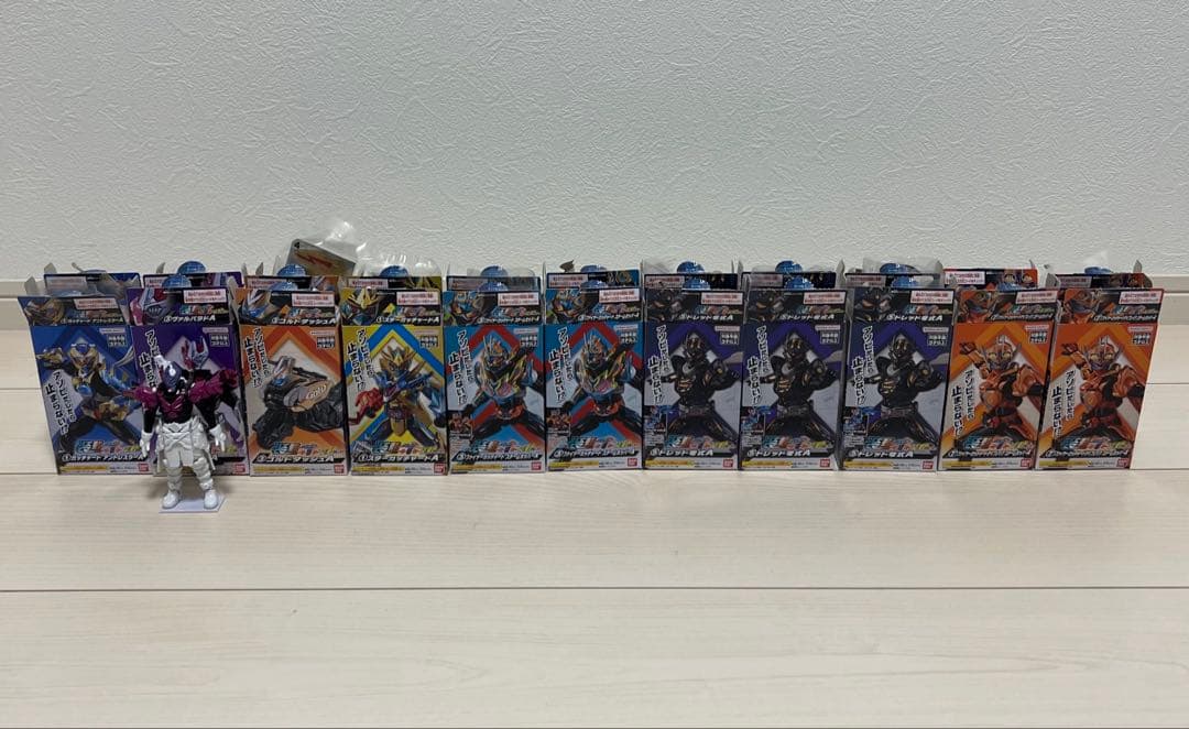 装動　ガッチャード　まとめ売り　バラ売り不可