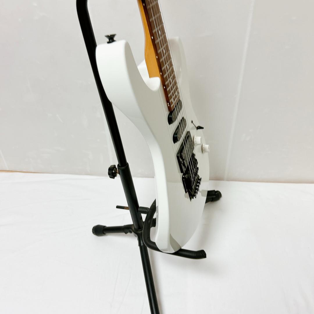 美品 Charvel Tradition series エレキギター ホワイト