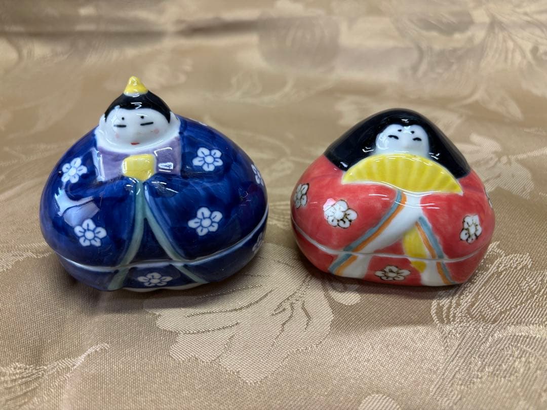 hh　有田焼お雛様珍味2個セット伯山窯２組包装&木製屛風兎絵衝立4個