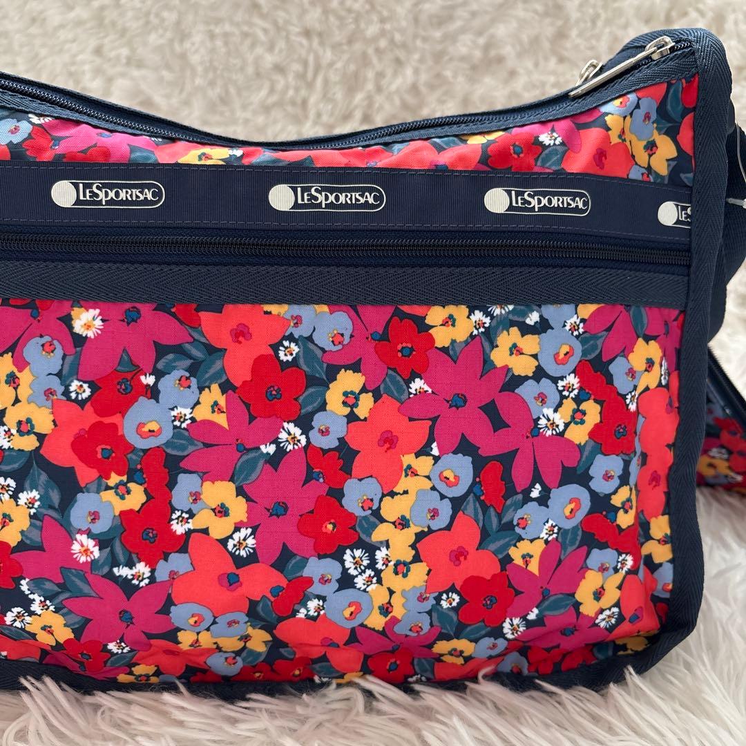 LeSportsac ショルダーバッグ ポーチ付き