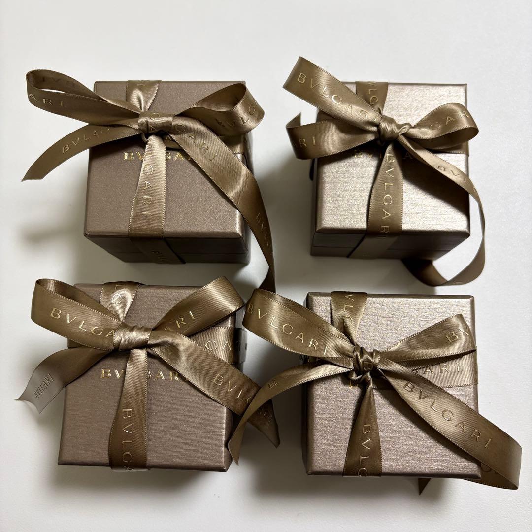 ブルガリ　リングケース　空箱　4個セット　現行品　リボン付き