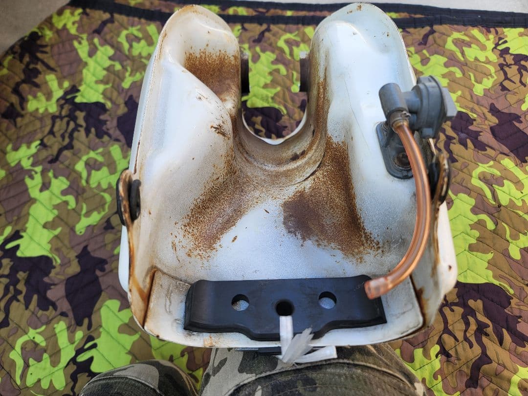 TW200純正ガソリンタンク