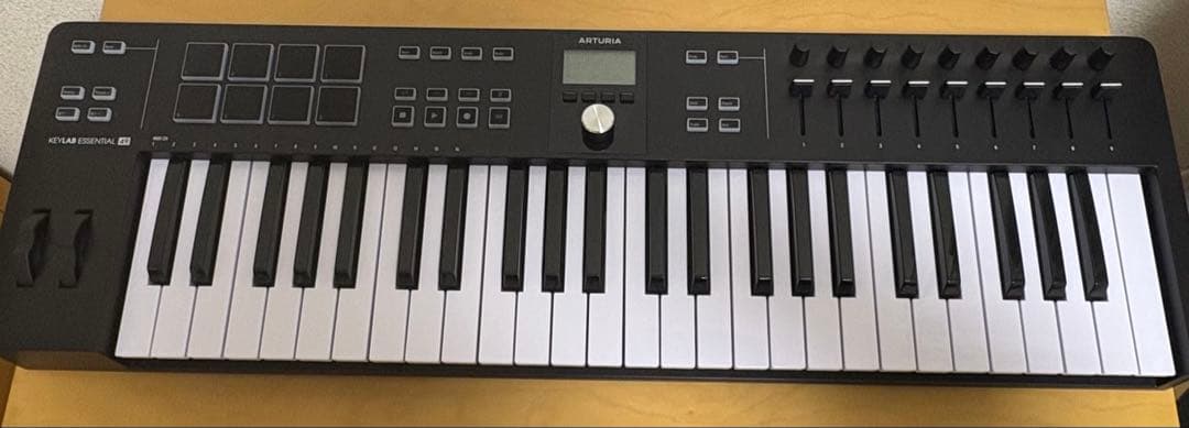 Arturia KEYLAB Essential 49 mk3 ブラック