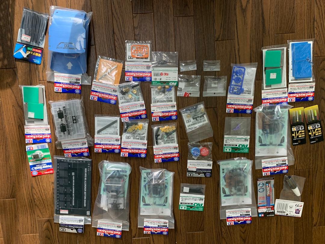 ミニ四駆パーツと工具　引退セット