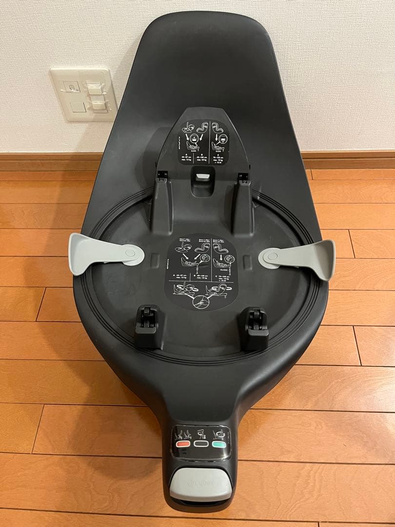 ⭐︎ぽにょ⭐︎ cybex CLOUD T i-Size＋ベースt