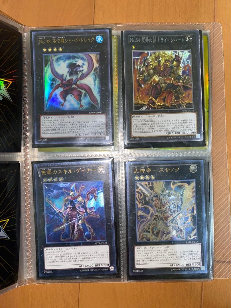 遊戯王　　カード約800枚　公式収納ケース　引退品