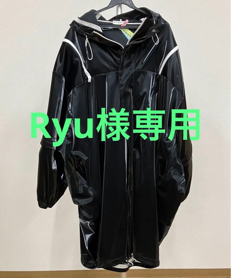 ジバンシィ GIVENCHY ベルベットエフェクト オーバーサイズコート 48