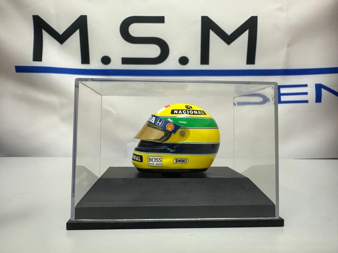 Ayrton Senna 1992 ヘルメット、HONDAF1記念盾セット