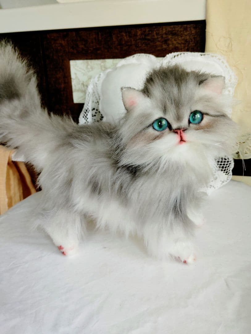 ミヌエット子猫ちゃん♡美人さん♡アートドール♡ぬいぐるみ♡大きめサイズ♡