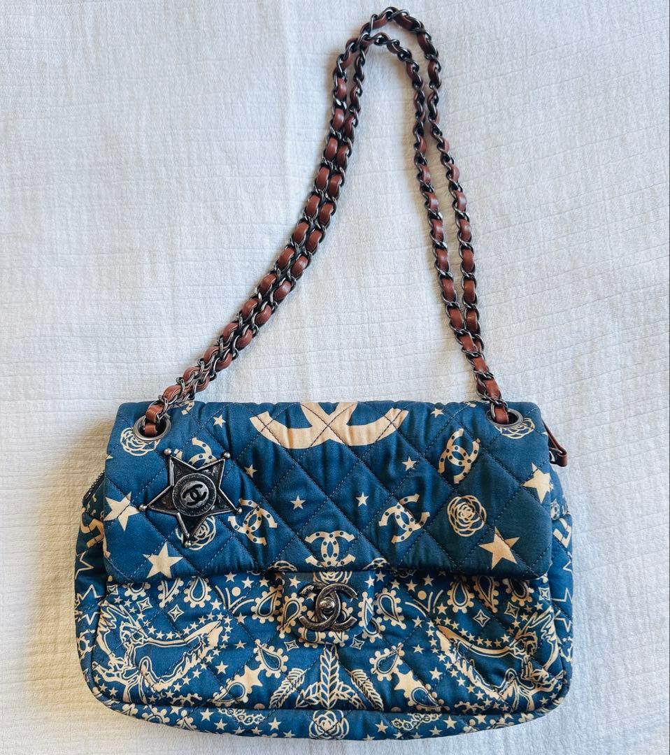 CHANEL シャネル　ショルダーバッグ ダラス　バンダナ　星　キャンバス