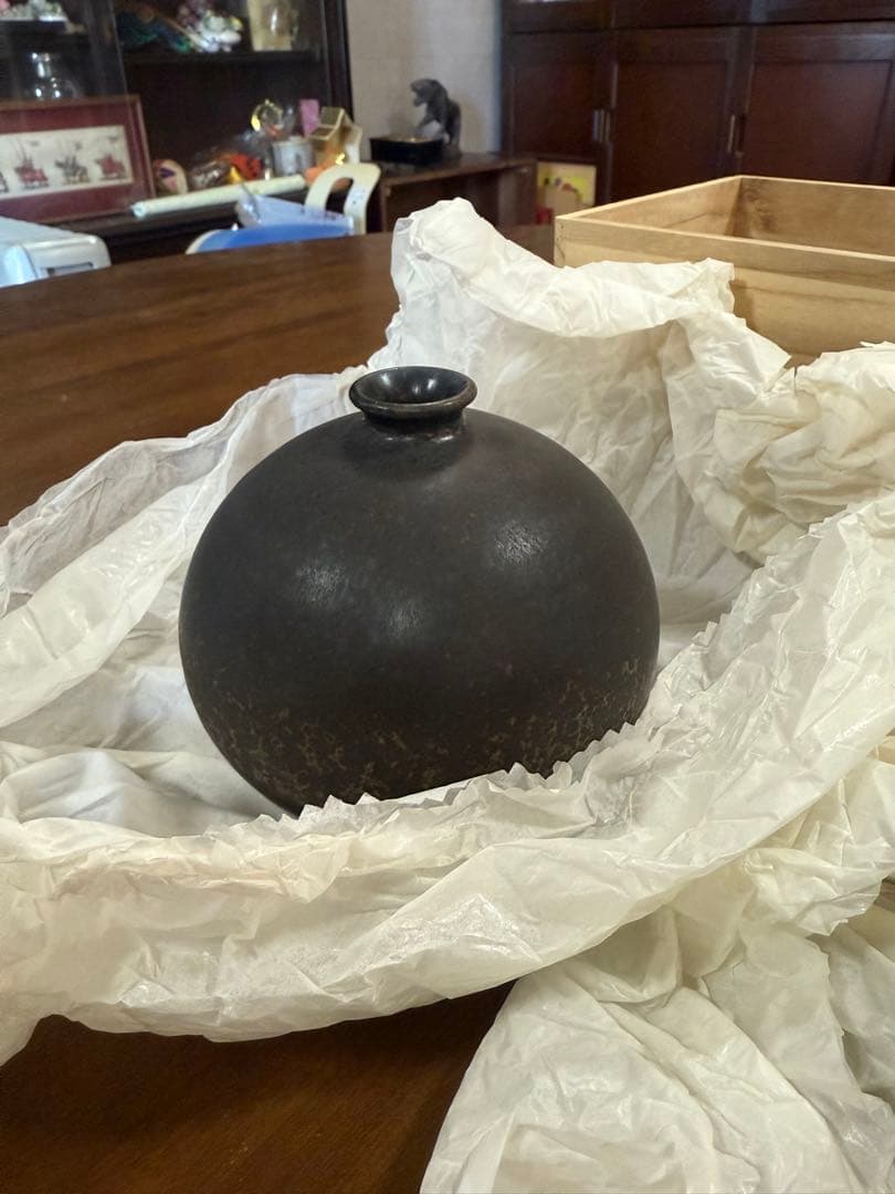 一輪差し　荒田耕治　笠間焼