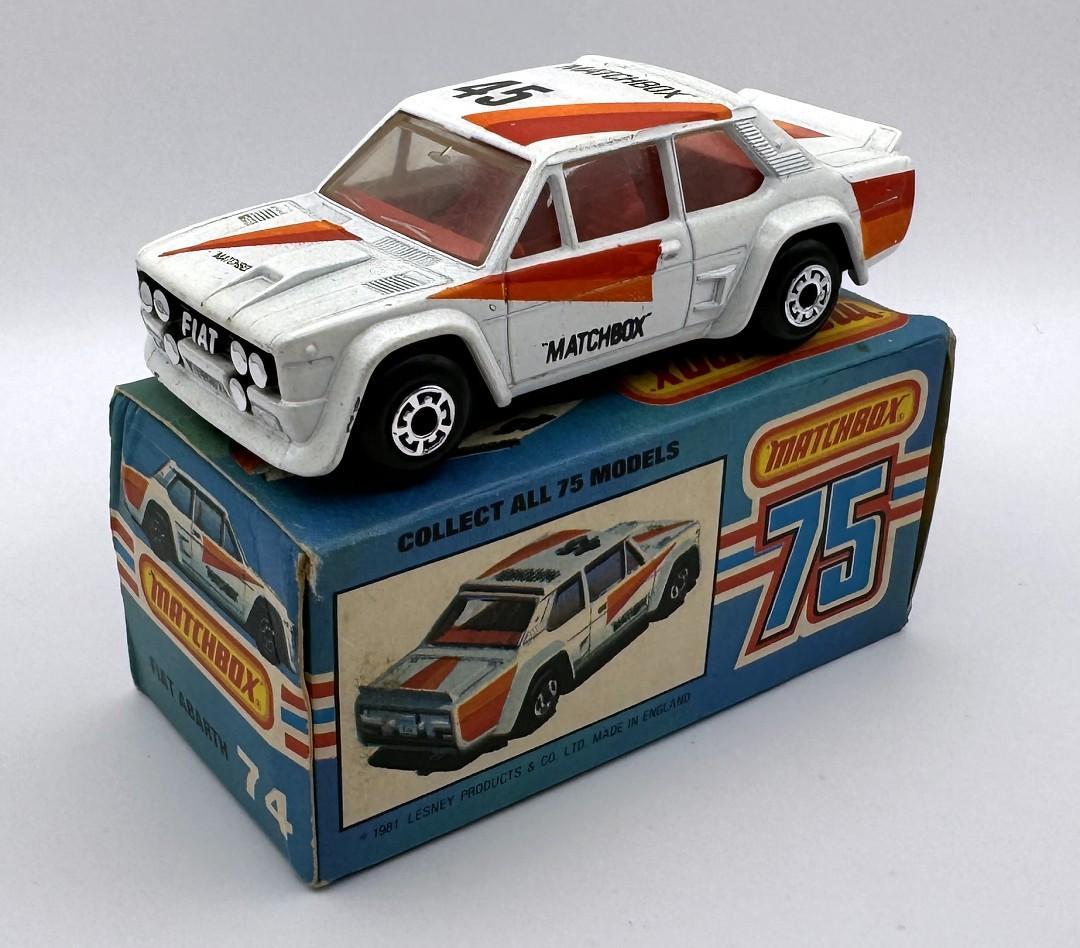 マッチボックス ミニカー フィアット アバルト 131 ラリー 箱付