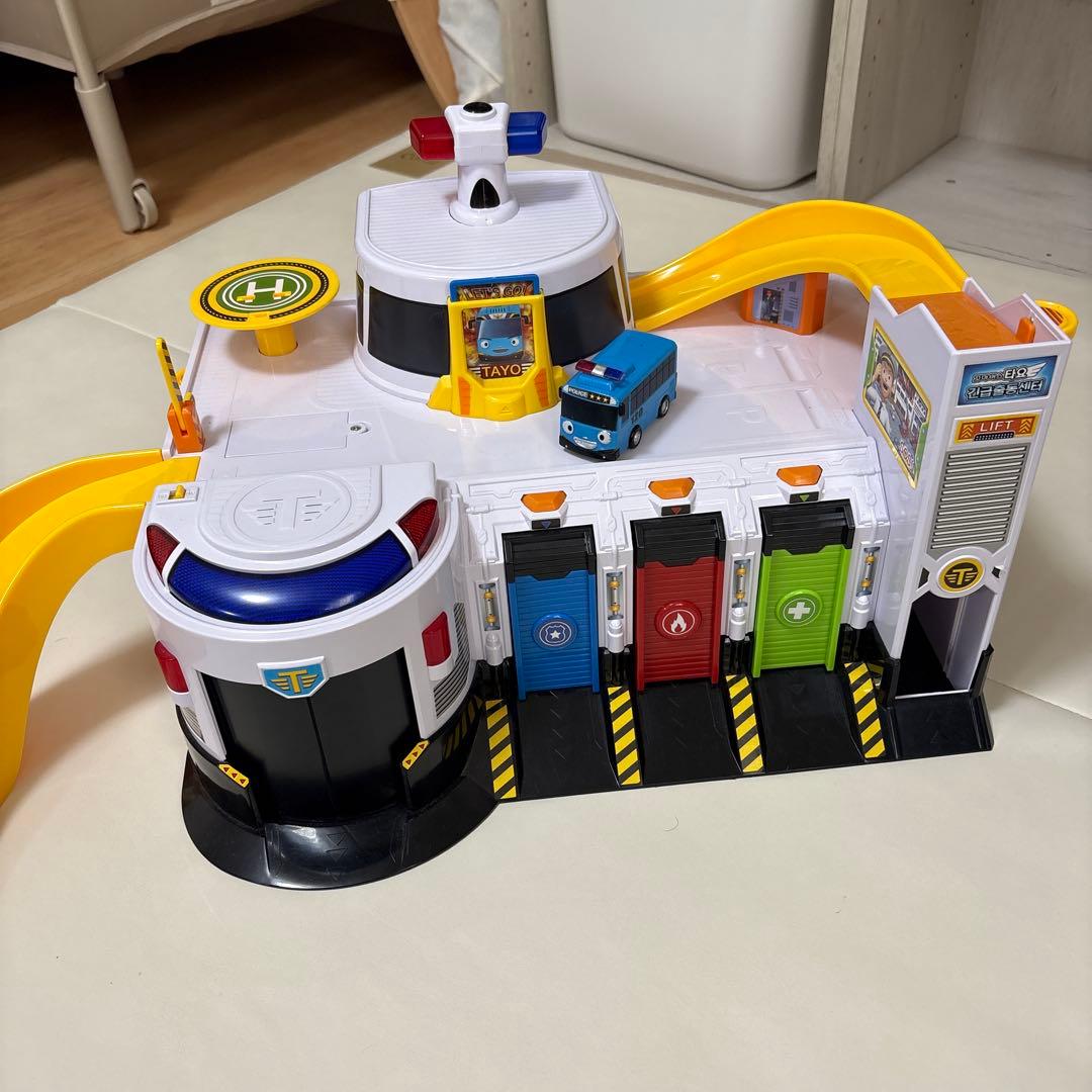 THE LITTLE BUS TAYO ちびっこバスタヨ　緊急出動センター