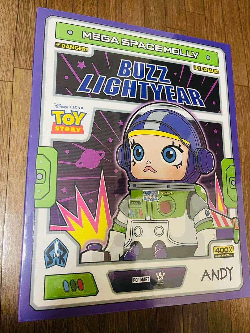 MEGA SPACE MOLLY BUZZ 400%「未開封」