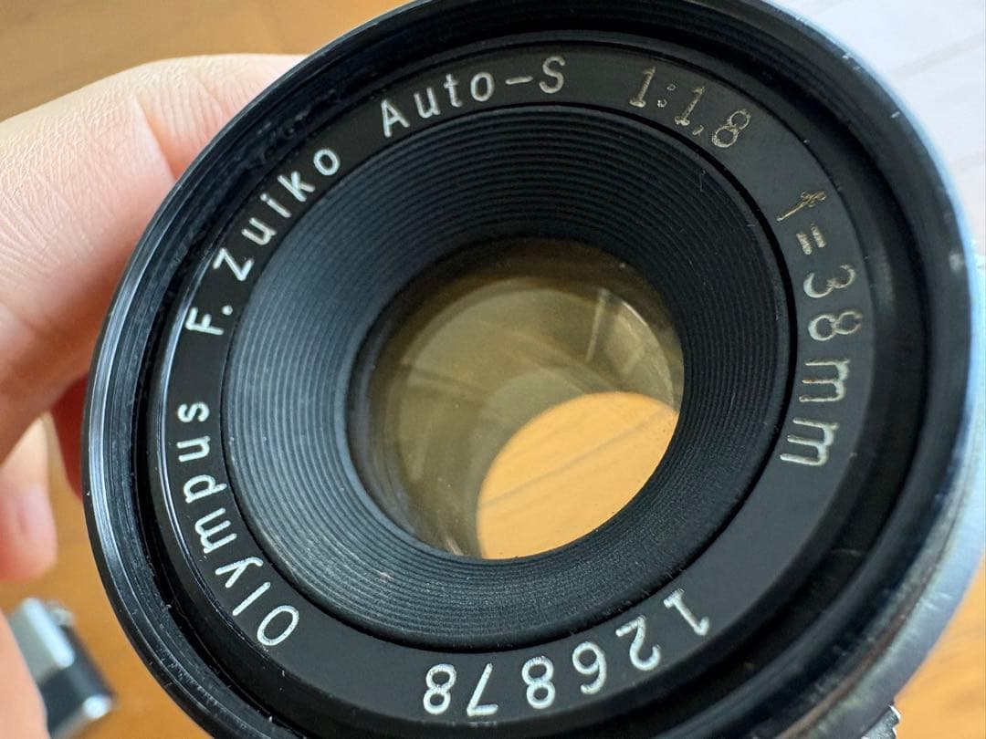 Olympus Pen-F フィルム一眼レフカメラ（38mmレンズ付き）