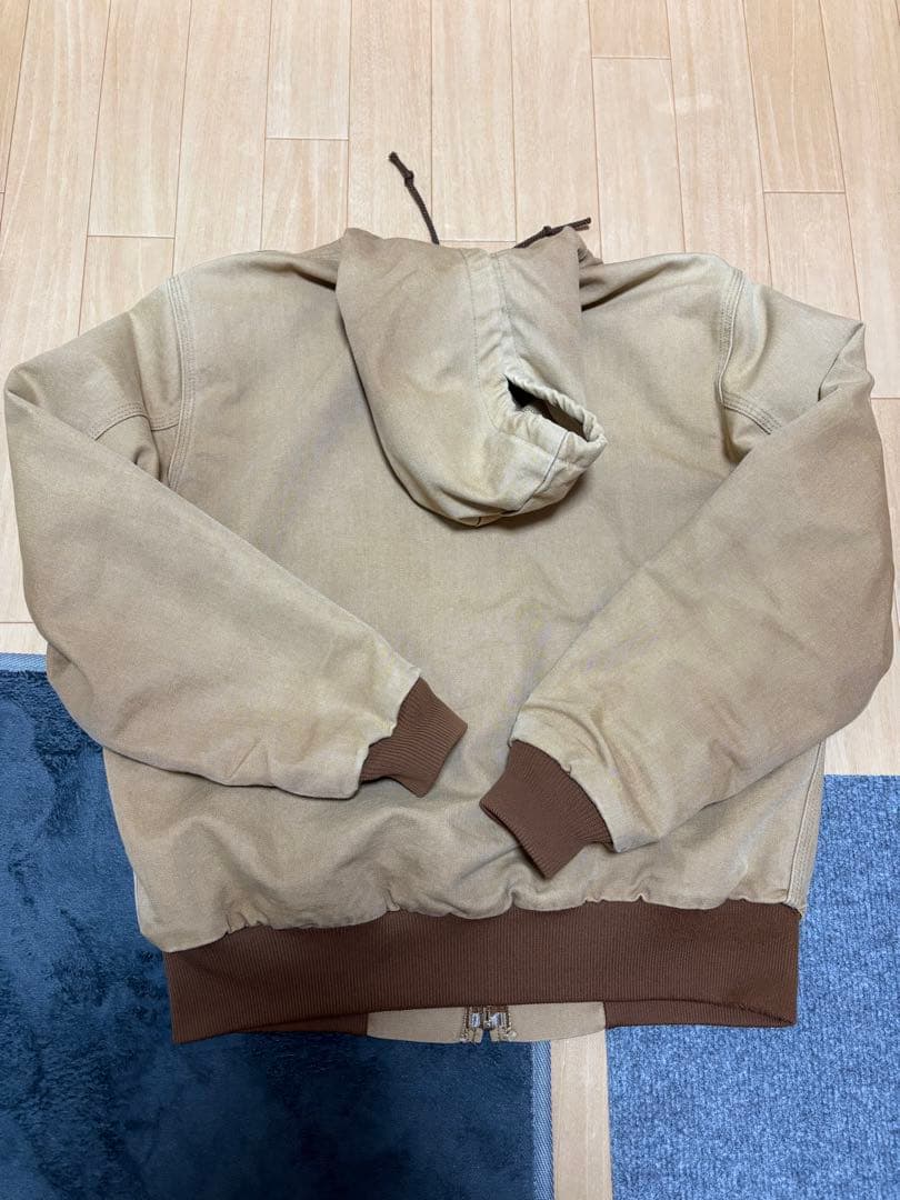 Carhartt アクティブジャケット　Sサイズ