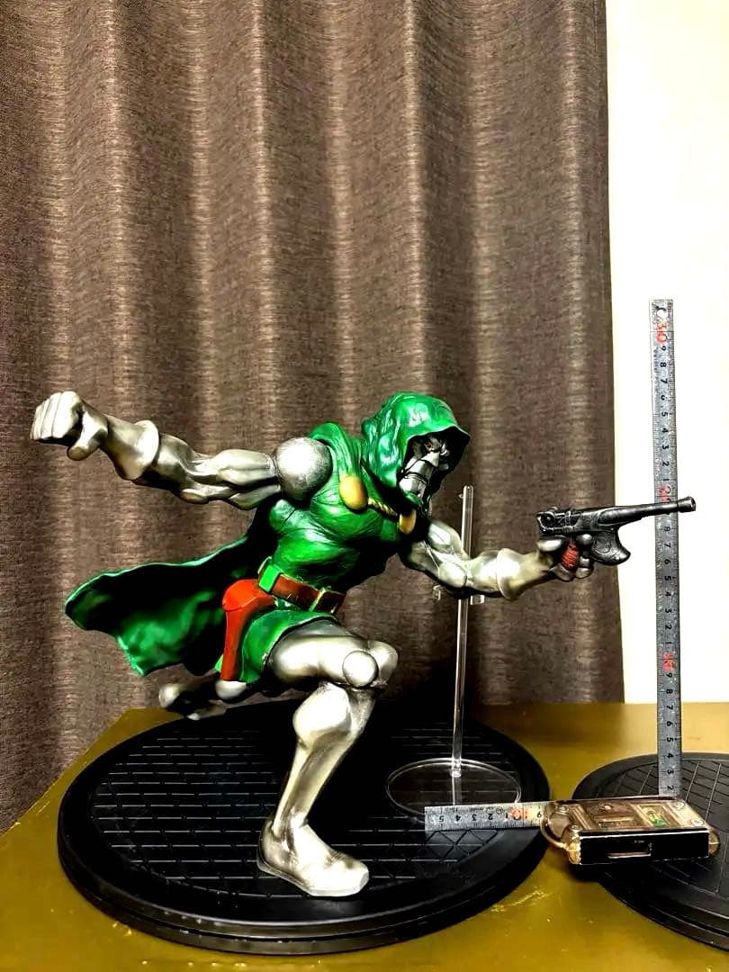 一点物 原作版 ドクター・ドゥーム ガレージキット 塗装済 完成品 フィギュア