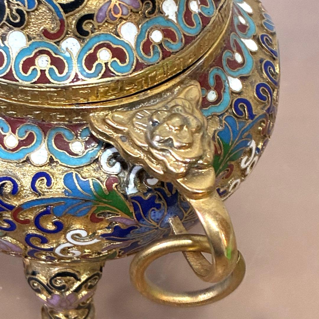 中国美術　三つ脚　七宝焼香炉　金彩唐蓮花紋　景泰藍　耳輪　獅子　アンティーク