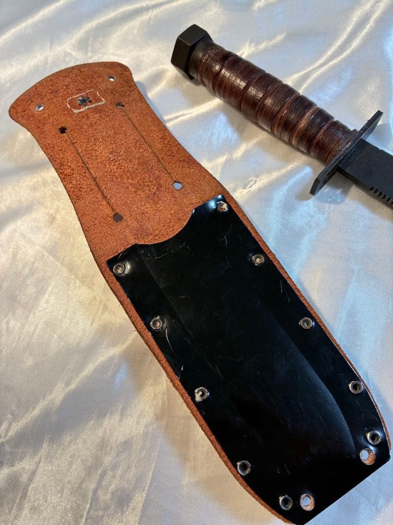 エアフォースサバイバルナイフ　カミラス