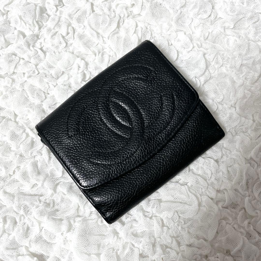 CHANEL ブラックレザー 二つ折り財布　ココマーク　キャビアスキン　本革