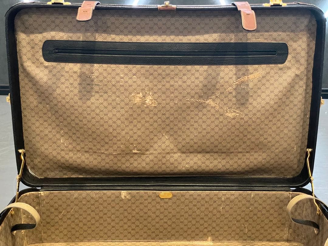 ゆ*み様 GUCCI グッチ レザー アタッシュケース ビジネスバッグ ブリーフ