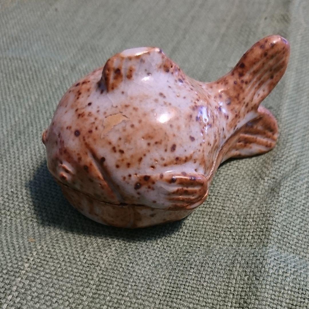 311) 香合(16) 山形平清水焼 七右ヱ門窯 「あんこう？」