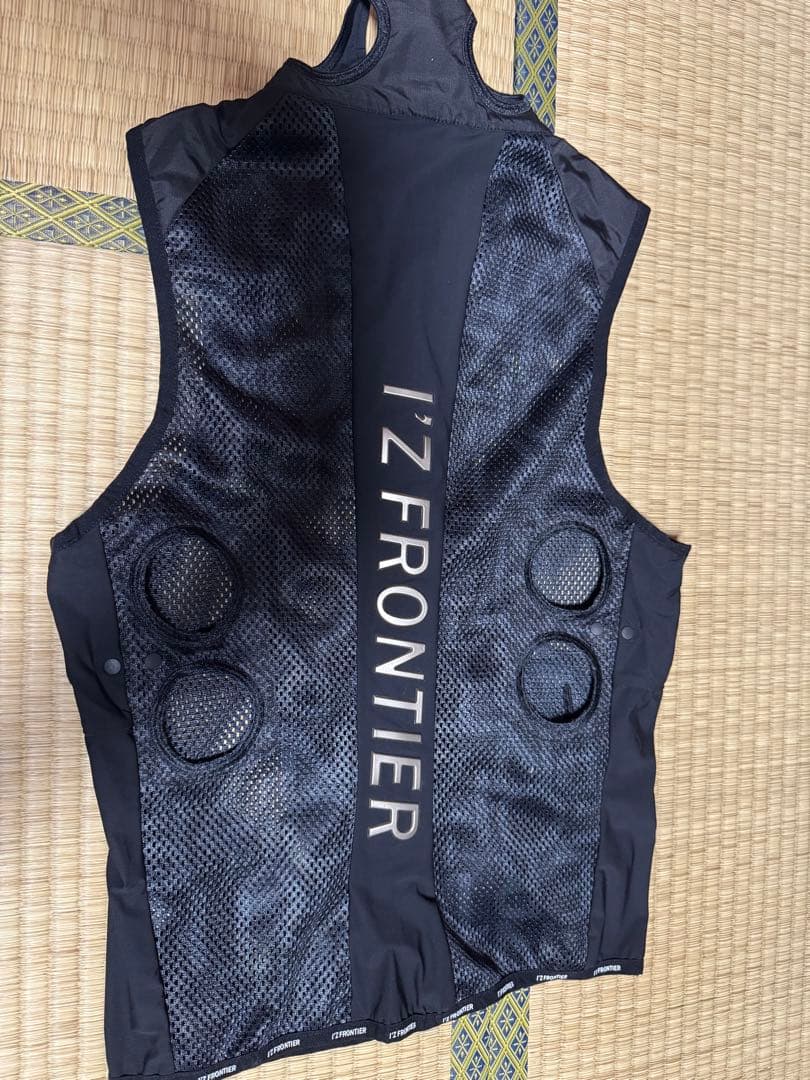 アイズフロンティア　ペルチェベスト