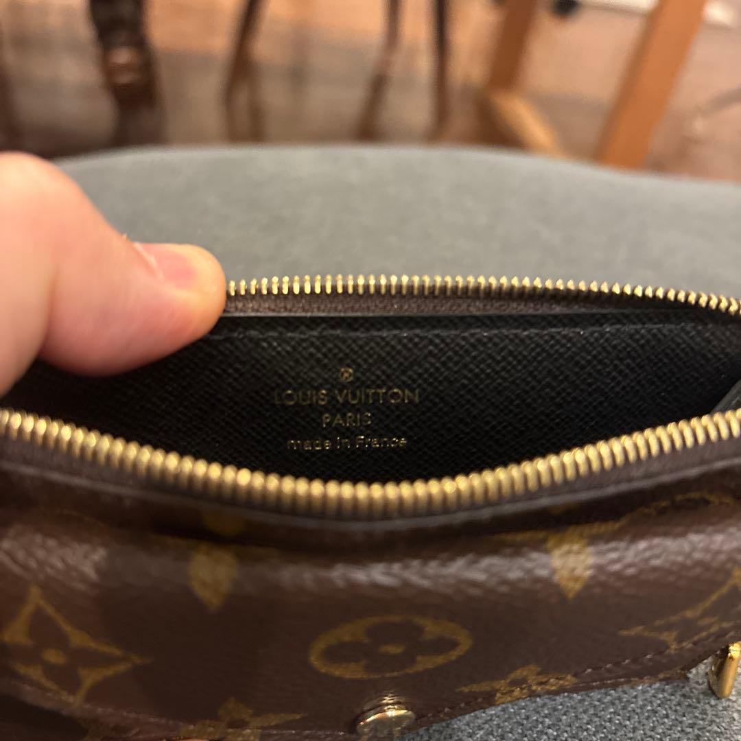 LOUIS VUITTON モノグラム ポルト カルト レクト ヴェルソ