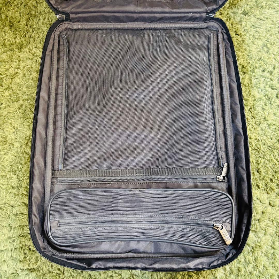 【美品】TUMI トゥミ　26105D4 キャリーケース　2輪　機内持ち込み