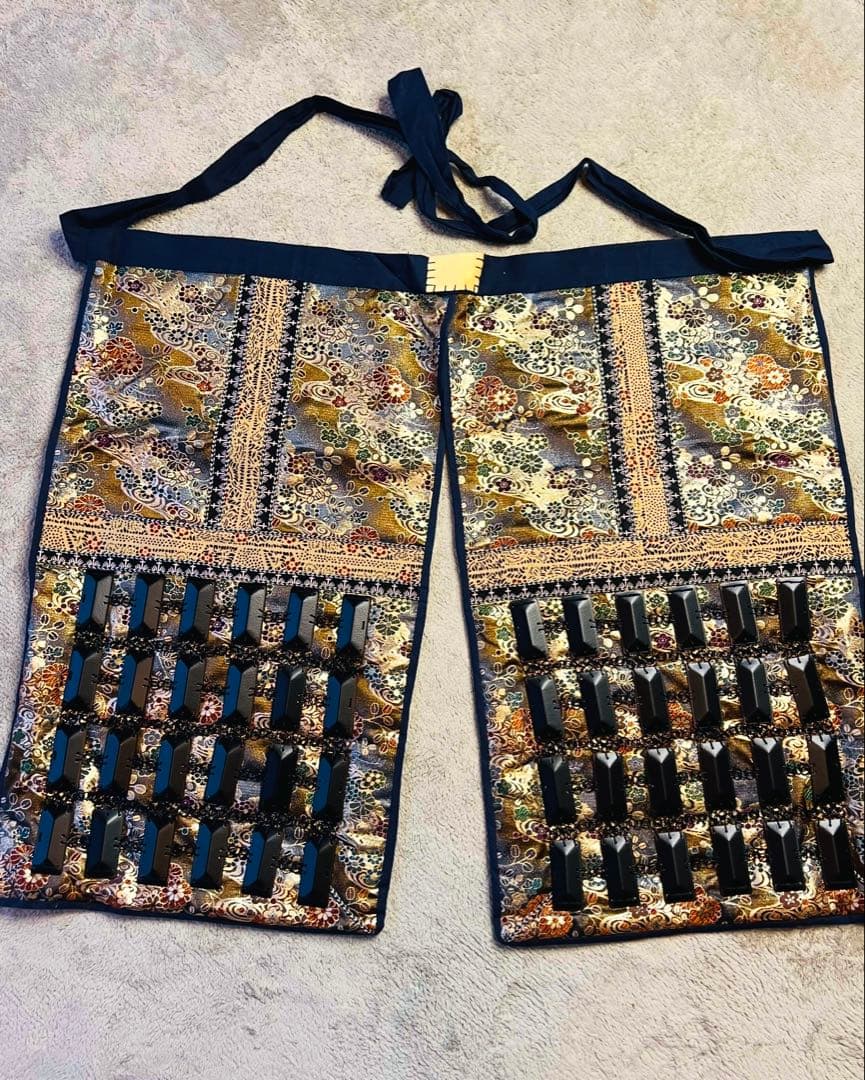 新品同様•美品！『薩摩丸武工房製』黒色胴当世具足 鎧 一式【現代 甲冑 等身大】