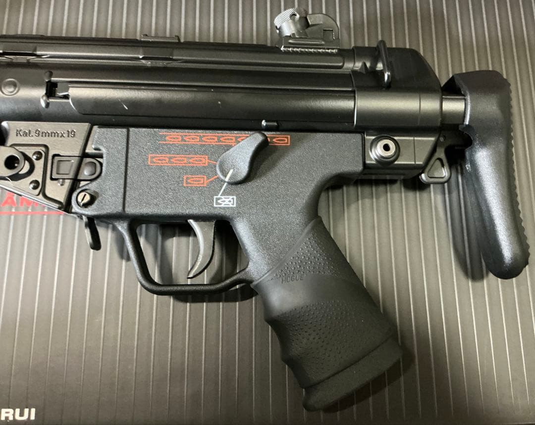 東京マルイ　次世代電動ガン　mp5sd6