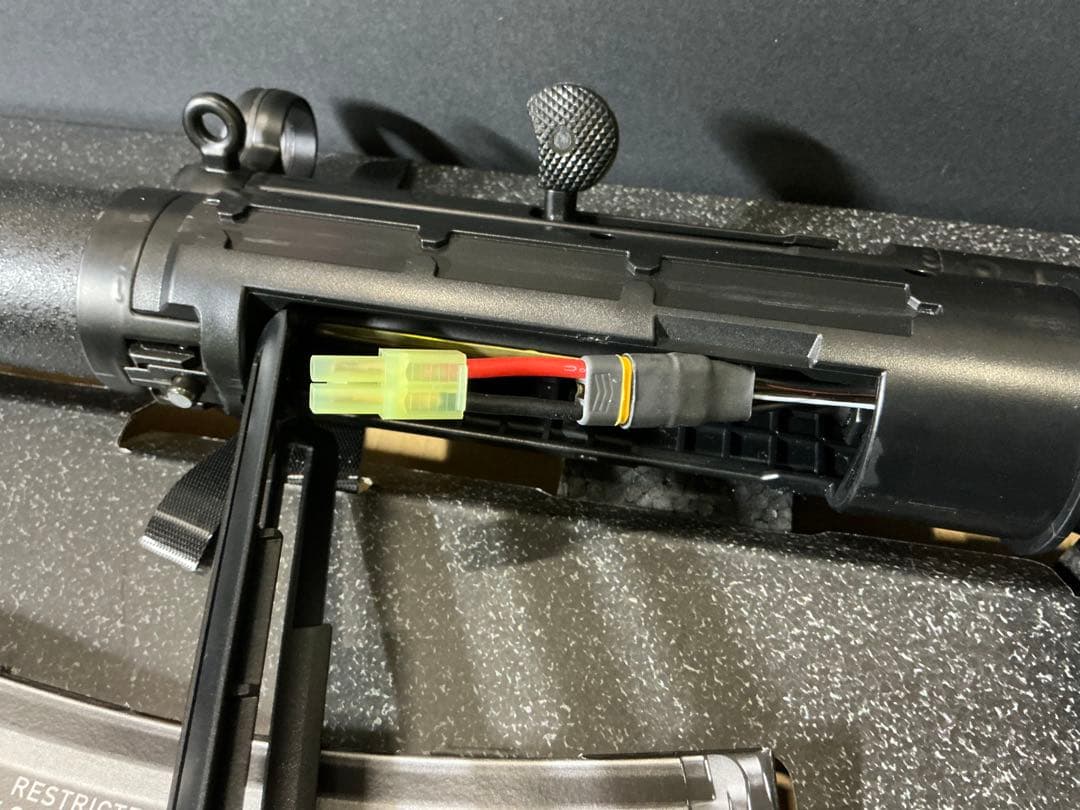 東京マルイ　次世代電動ガン　mp5sd6