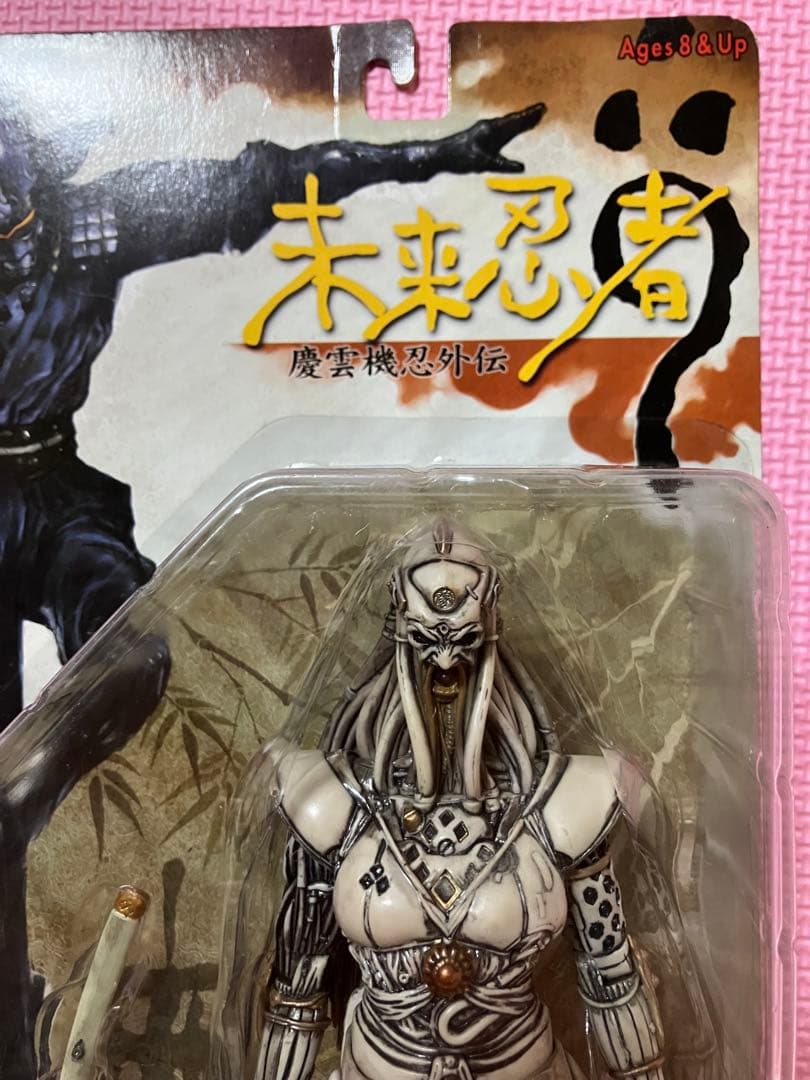 未来忍者　慶雲機忍伝　フィギュア