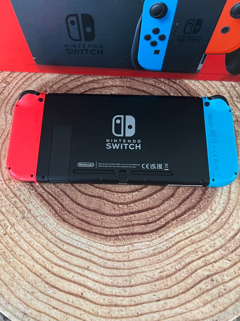 Nintendo Switch ニンテンドースイッチ本体　ネオン①