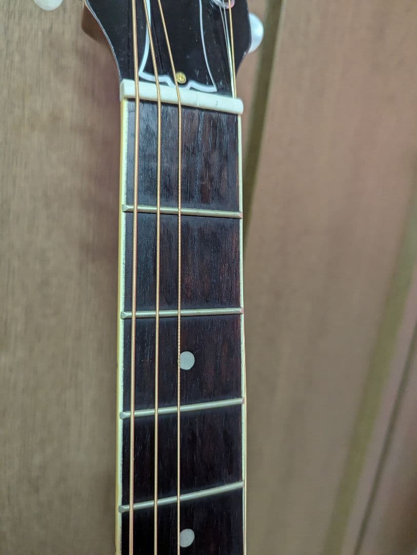 ♪メーカー不明・型番不明・J-45風カスタム♪