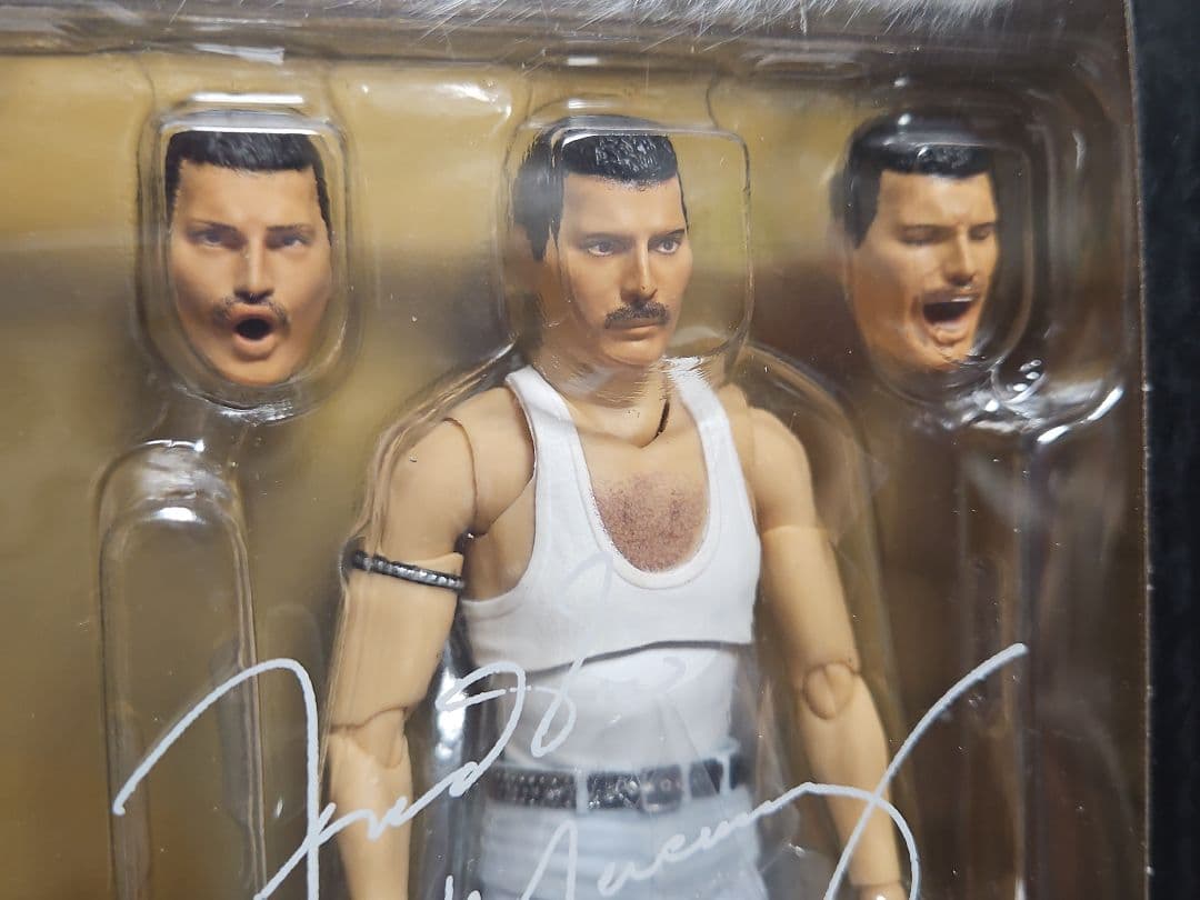 S.H.Figuarts フレディ・マーキュリー ライヴ・エイド Ver.