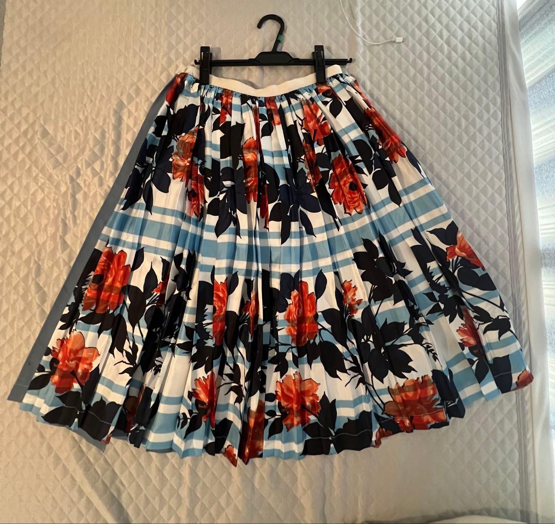 トリコ　コムデギャルソン　プリーツスカート